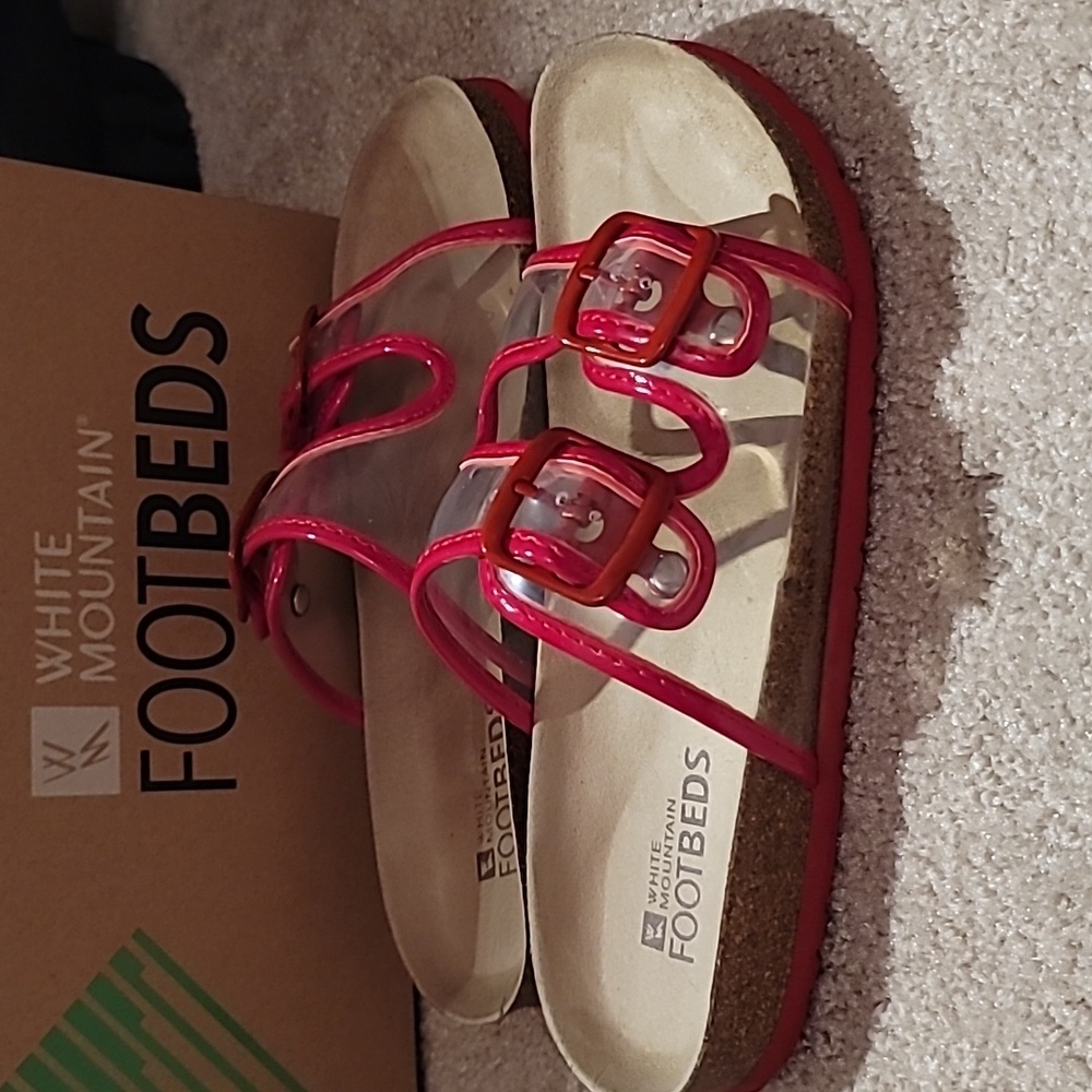 Sandals - Picture 2 of 3